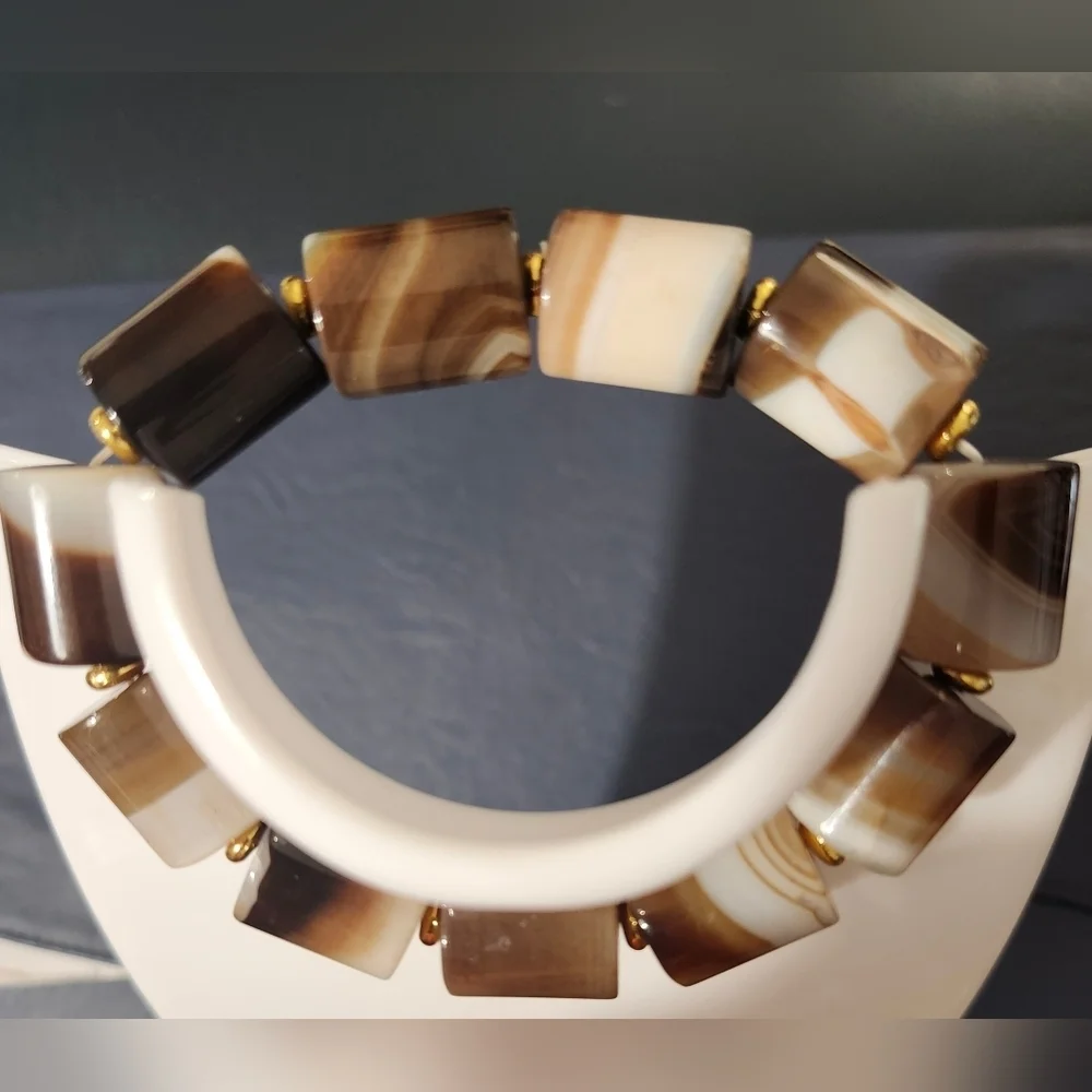 Vintage Style Tibetan Banded Agate Bead Bracelet . UNISEX